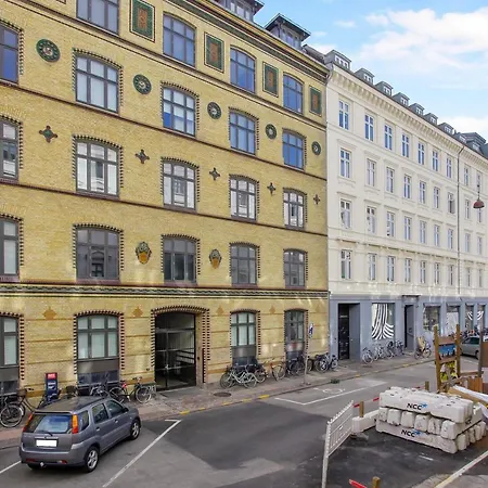 Apartment 2-bedroom In The Heart Of *